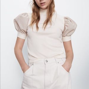 New with tags ! Zara balloon sleeve top